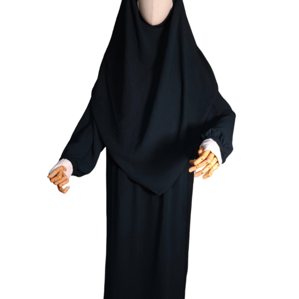 طقم كامل محيّر